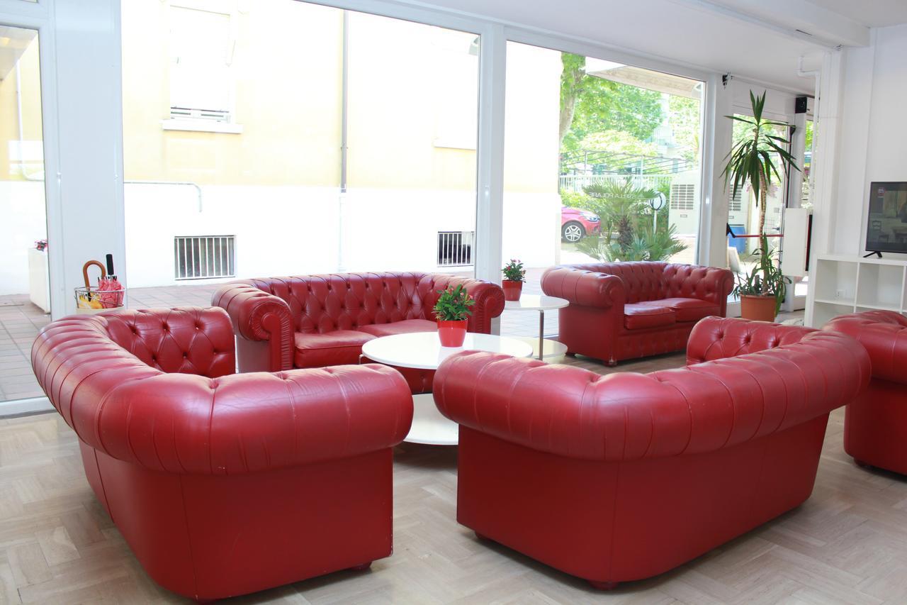 Hotel Stella Polare Римини Экстерьер фото
